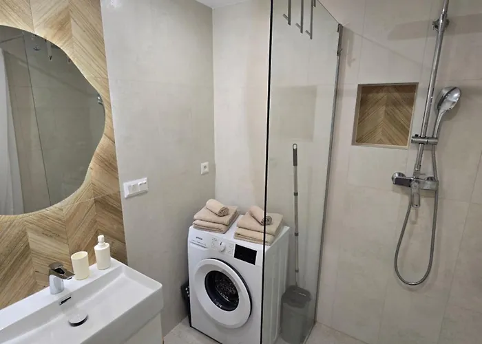 דירה Batovany פרטיזנסקה