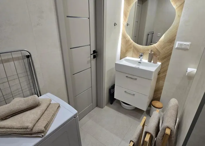 דירה Batovany פרטיזנסקה