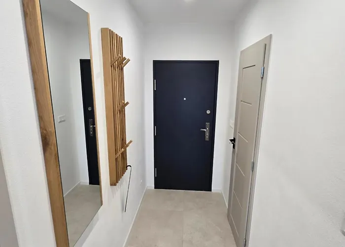 Batovany * פרטיזנסקה